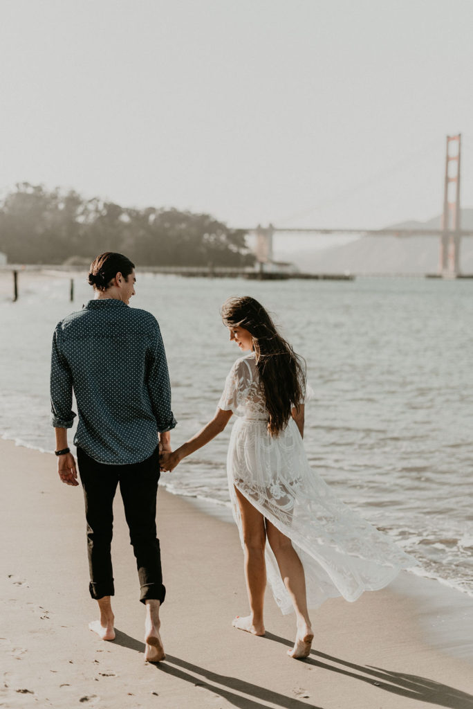 San Francisco Engagement Session including posing inspiration and outfit ideas for outdoor engagement session by Feather and North photography